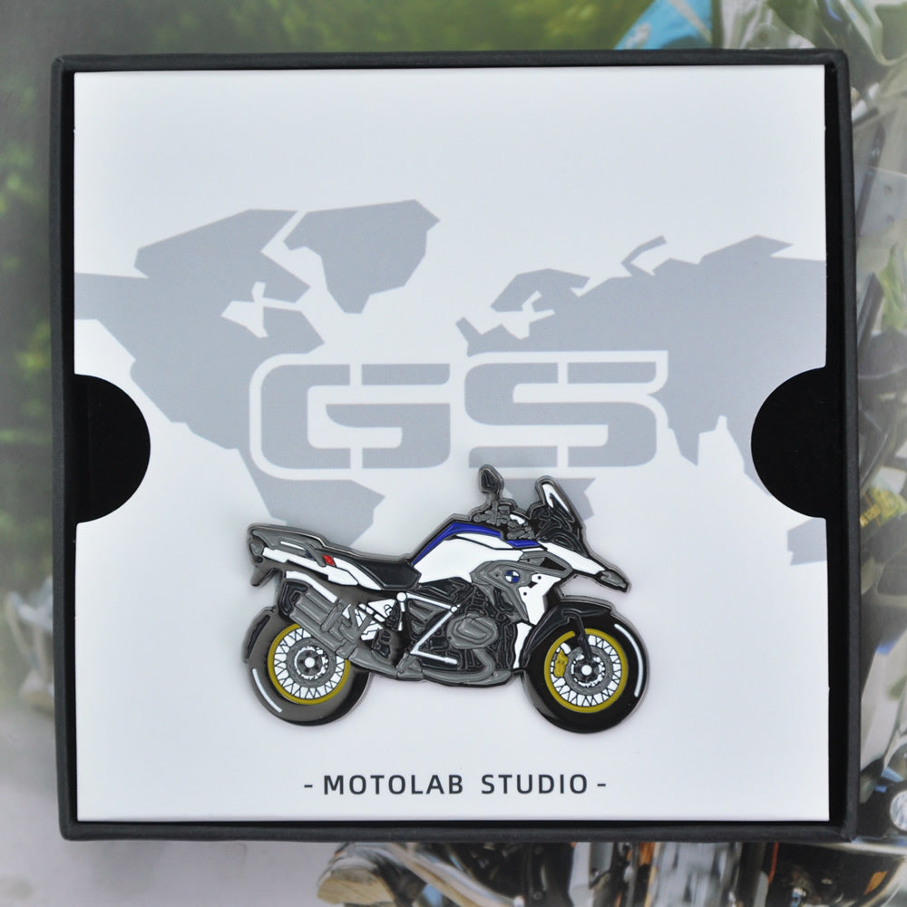 BMW-Motorrad-R1250GS-Adventure-Motorbike-Motorcycle-Rider-Gift-for-Dad-Enamel-Lapel-Pin-Badges-Clips