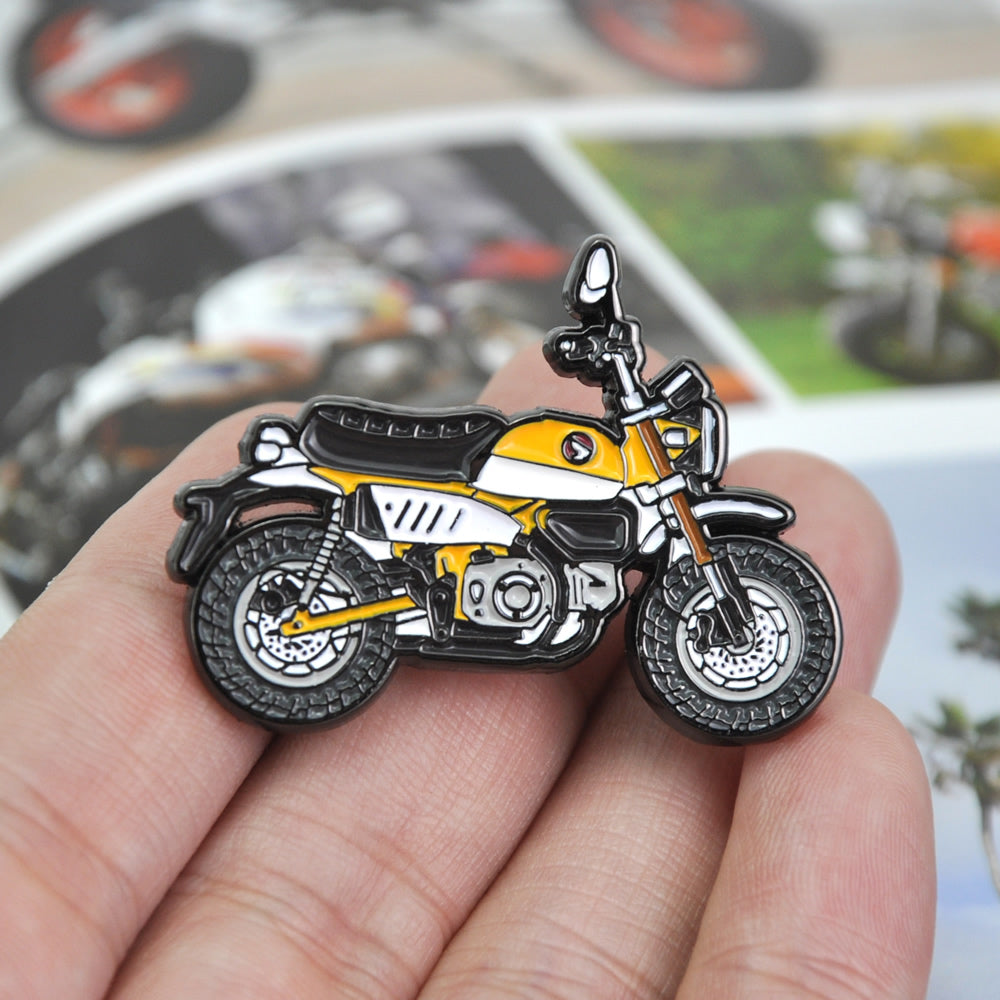 Honda-Monkey-125-Retro-Mini-Trail-Vintage-Minibike-Motorcycle-Pin-Badge