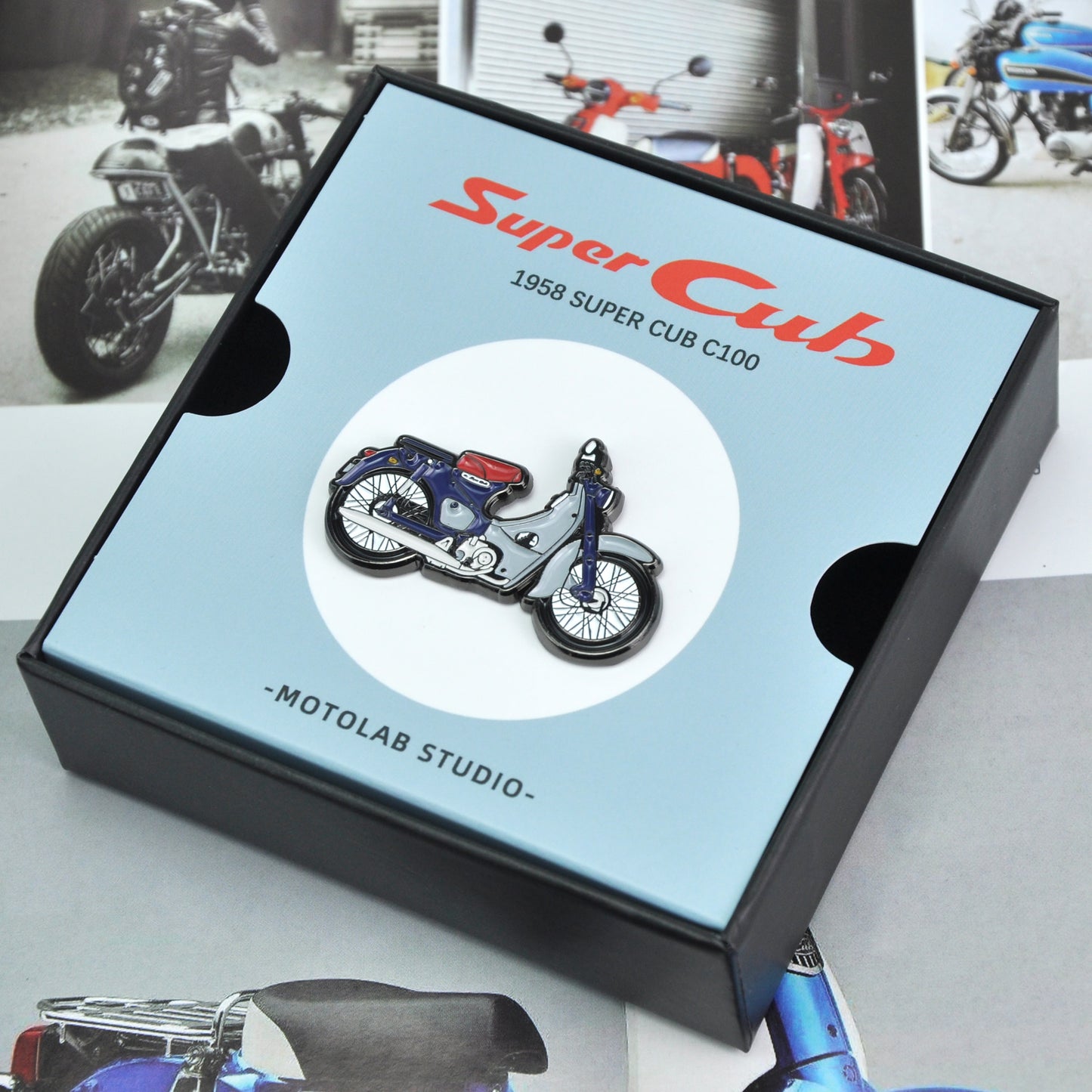 Honda-Super-Cub-110-underbone-Motorcycle-Pin-Badge-gift