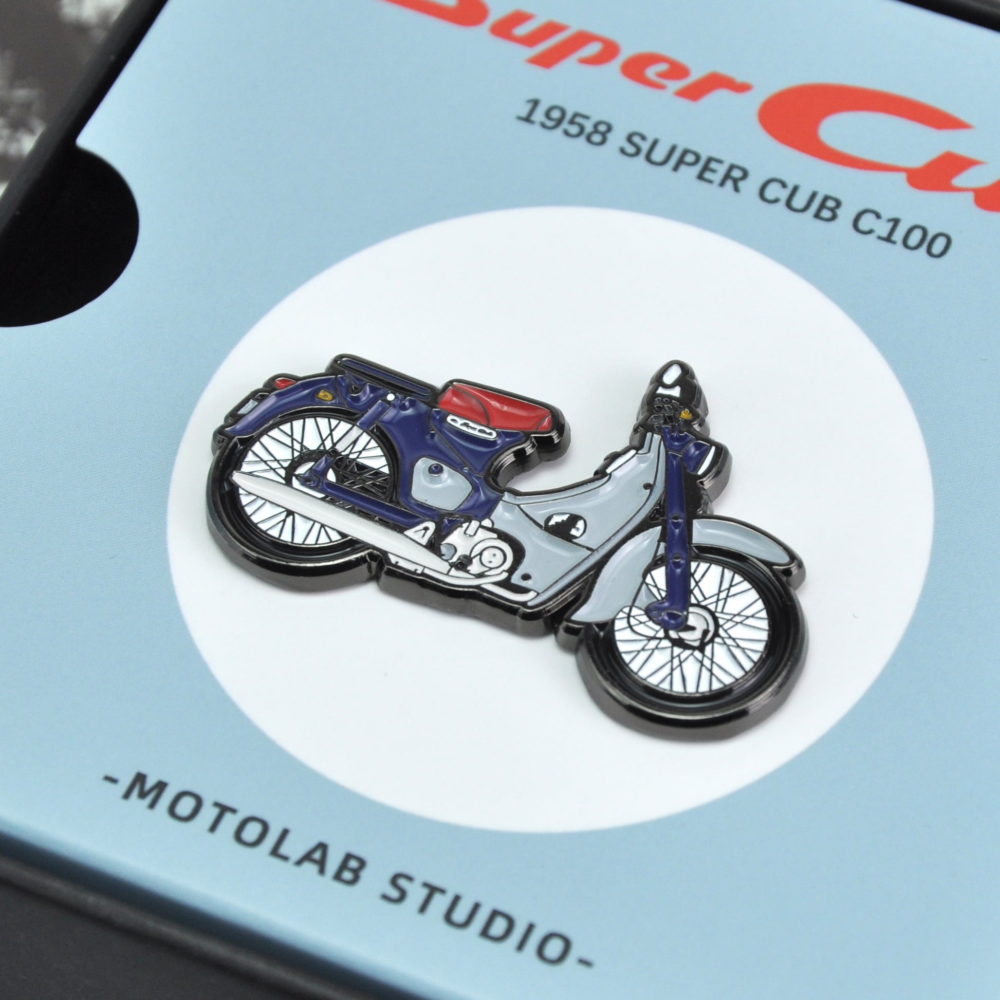 Honda-Super-Cub-Pin-Badge-gift-biker