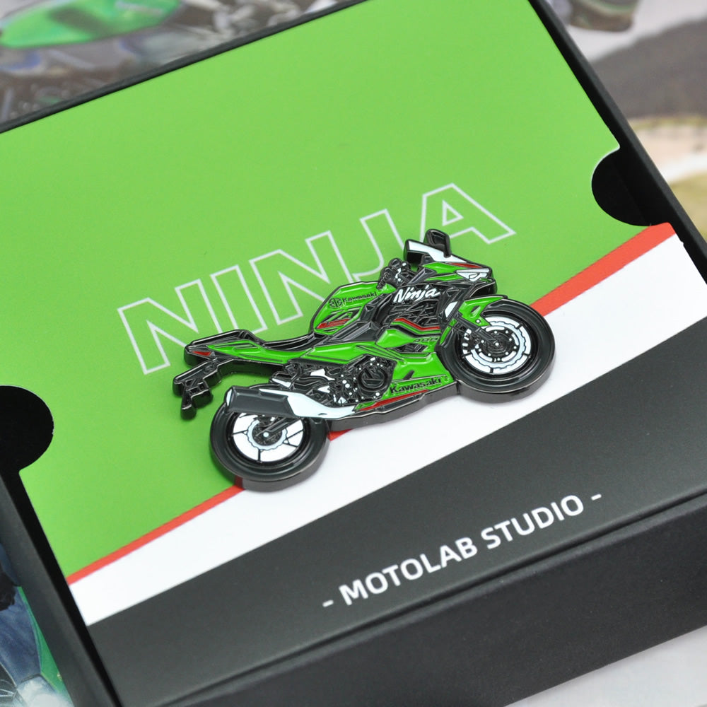 Kawasaki-Ninja-Motorcycle-Lapel-Pin-Badge-Packaging