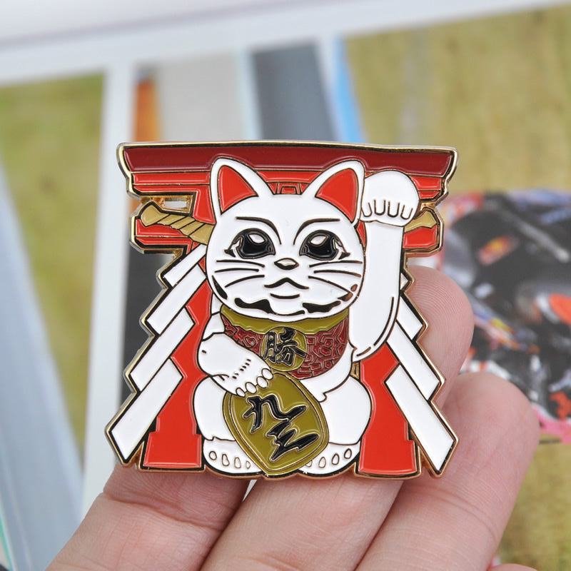 Lucky-Cat-Marc-Marquez-Shoei-Motegi2-X14-Helmet-Hat-lapel-Pin-Badge-Motogp-Gift-for-Motorcycle-Girl-Rider