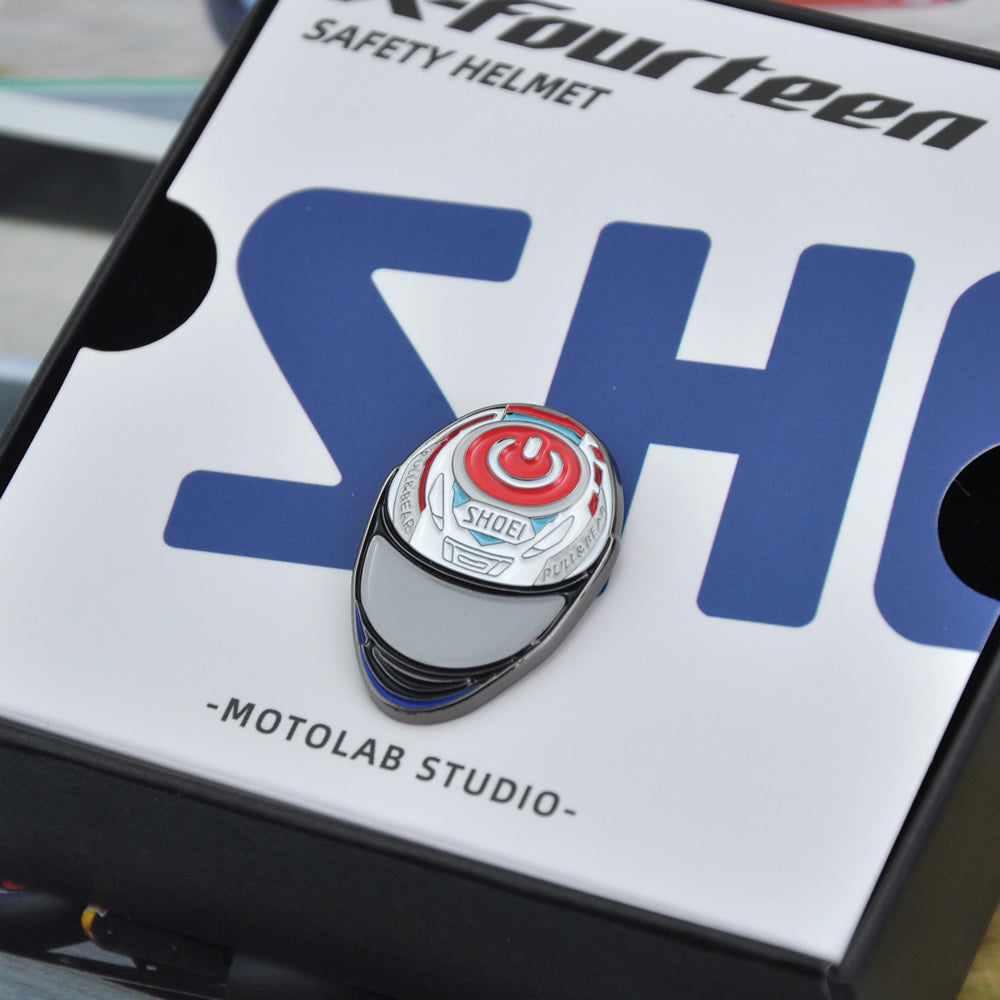 Marc-Marquez-Shoei-X14-Powerup-Helmet-motorrad-pin-badge-motorcycle-gift-for-him