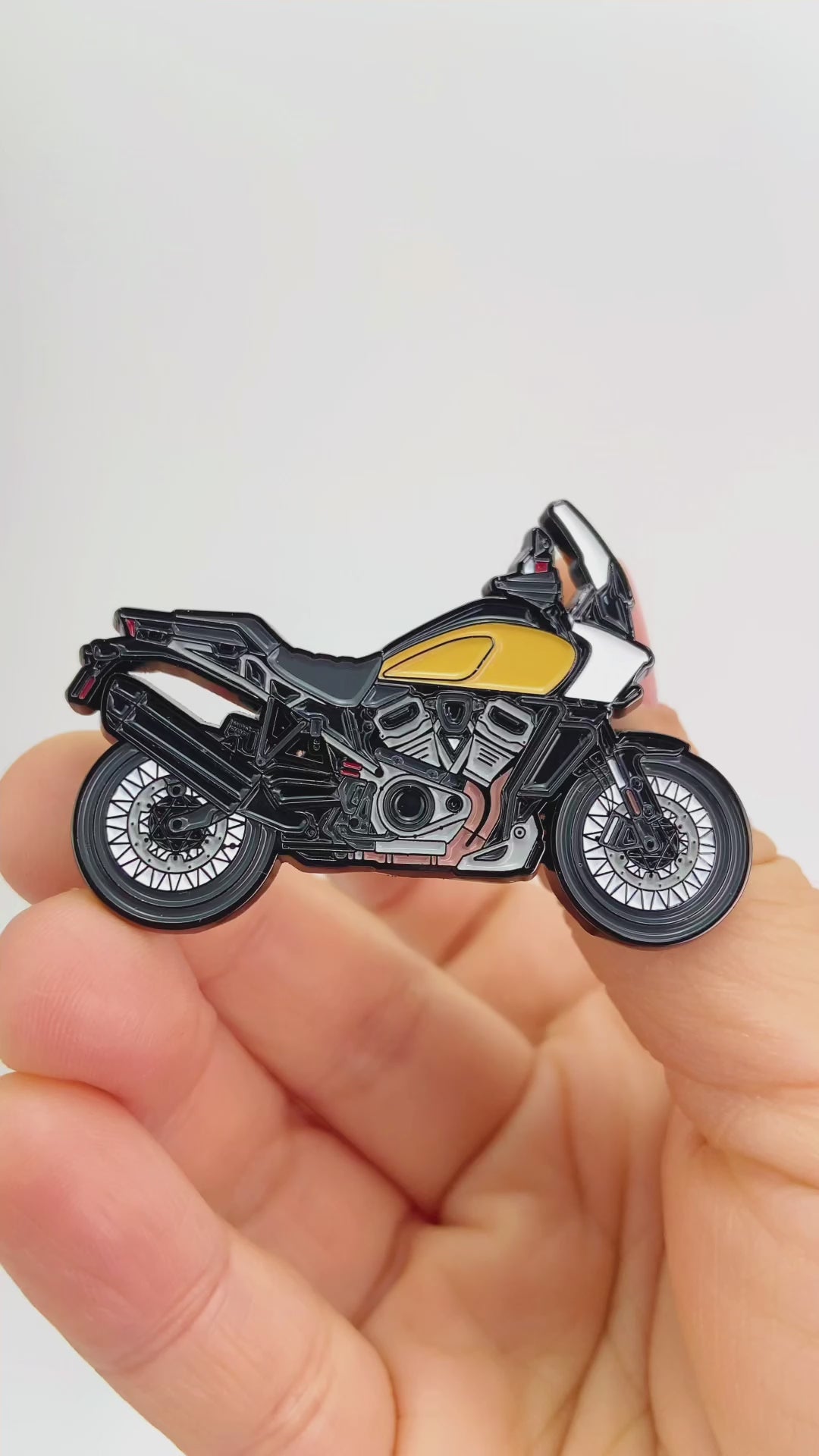 Harley-Davidson-HD-Pan-America-1250-Adventure-Motorcycle-Lapel-Pin-Badge-Moto-Gift-Video