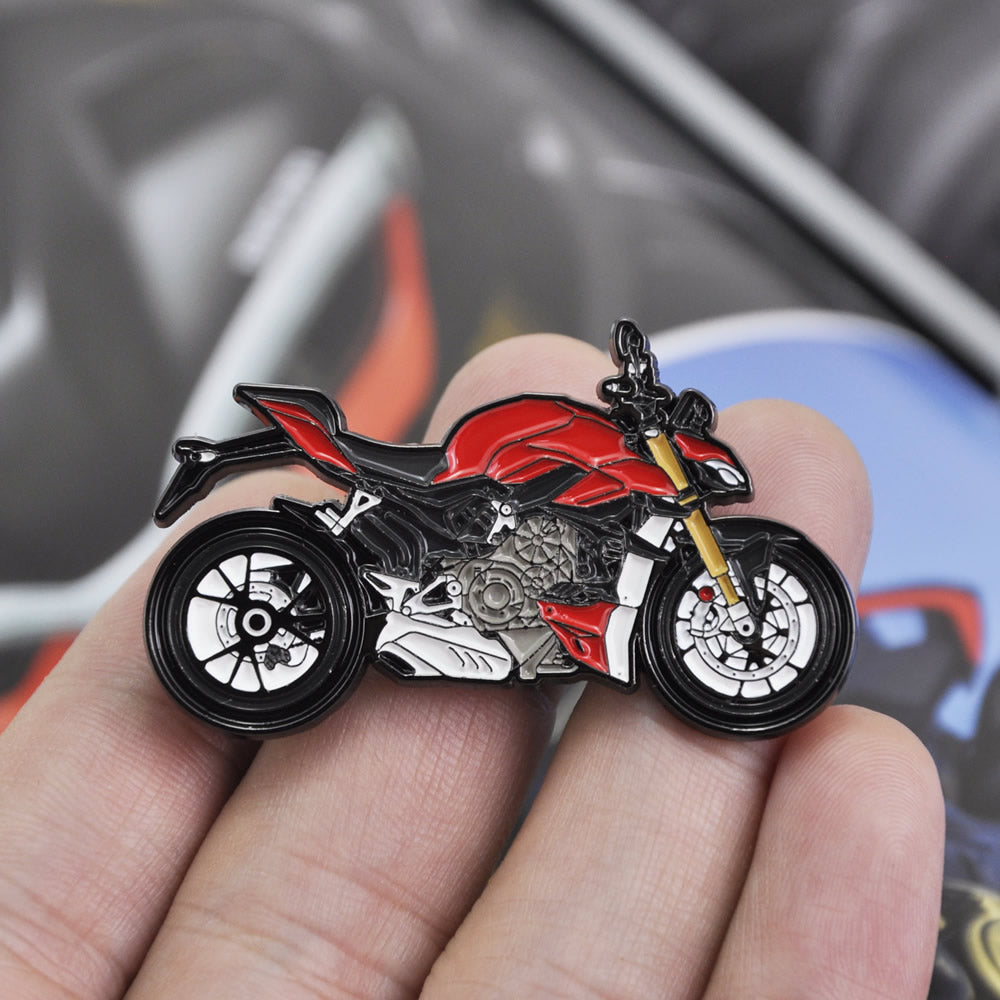 Motopins-Ducati-Streetfighter-V4S-Motorcycle-Lapel-Pin-Badge-Best-Motorbike-Birthday-Gift-Bikers-Riders-Pinback